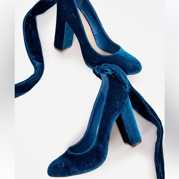 Just Fab velvet teal ankle tie block heal pun size 9 New no box - Picture 4 of 11